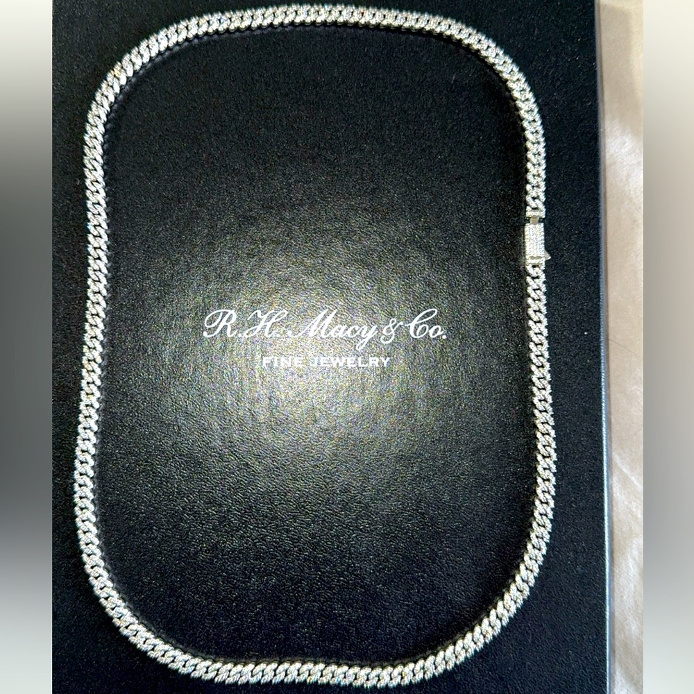 Iced Out Cuban Link Chain - 5mm - Silver / 22